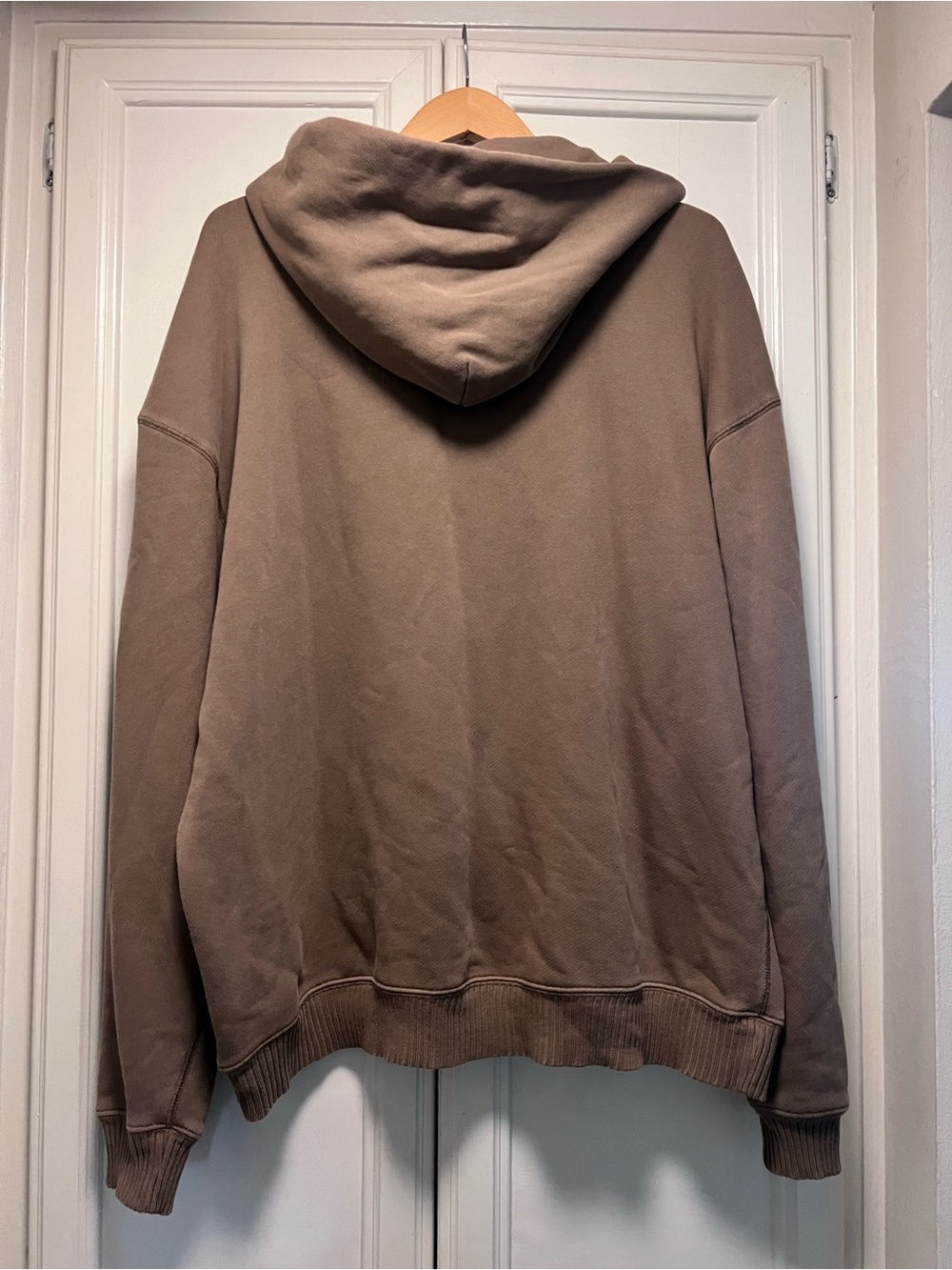 Elwood Core Hoodie Sweater Brown Organic Cotton Comfy Casual Travel Size Medium - Picture 7 of 8